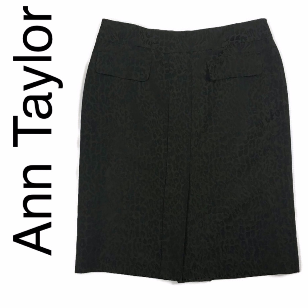 Ann Taylor brown leopard print pencil skirt